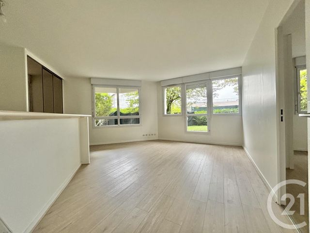 Appartement F2 à vendre - 2 pièces - 42.4 m2 - VIRY CHATILLON - 91 - ILE-DE-FRANCE - Century 21 L'Athégienne